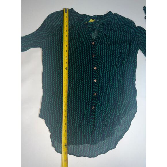 Maeve ANTHROPOLOGIE Shirt Size XS Green Navy Della Sheer Chevron Tie Neck Sleeve - Picture 11 of 16